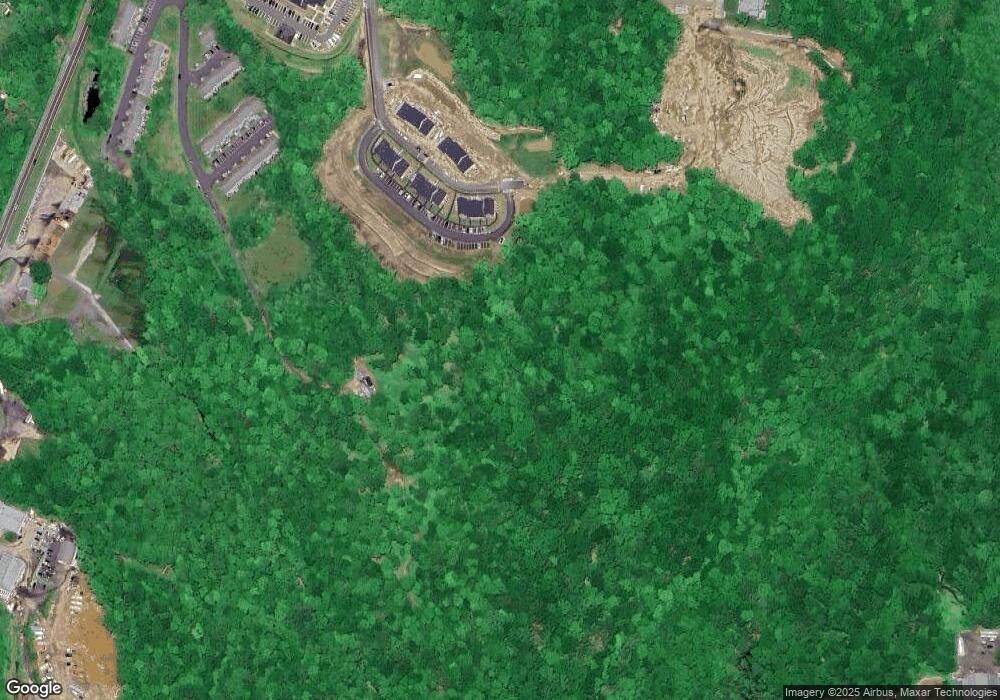 801 Lake Vista Dr unit 801, East Hampton, CT 06424 - photo 1