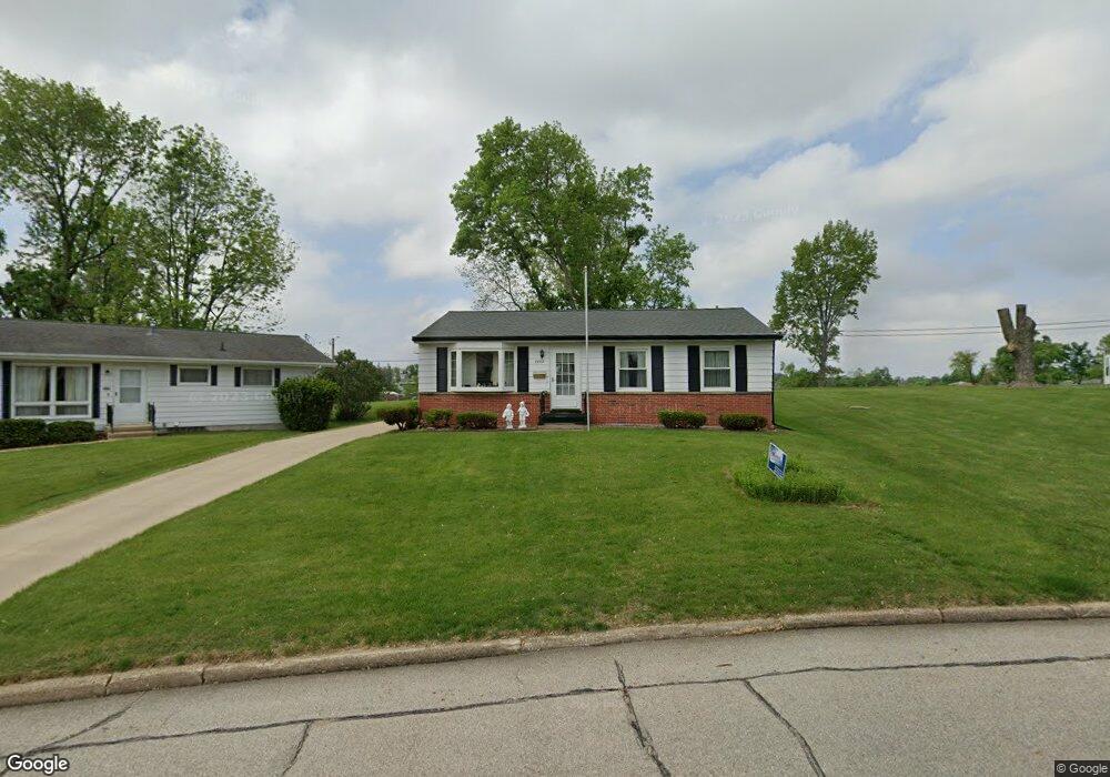 2462 Lauren Dr SW, Cedar Rapids, IA 52404 - photo 1