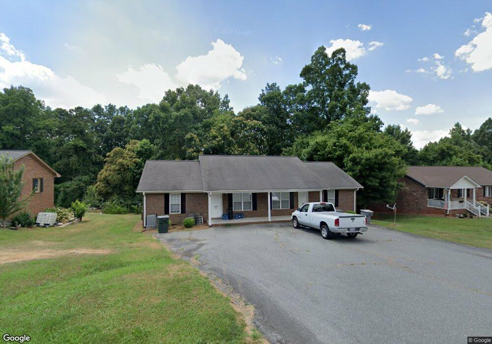 1502 Timberlane, Asheboro, NC 27205 - photo 1