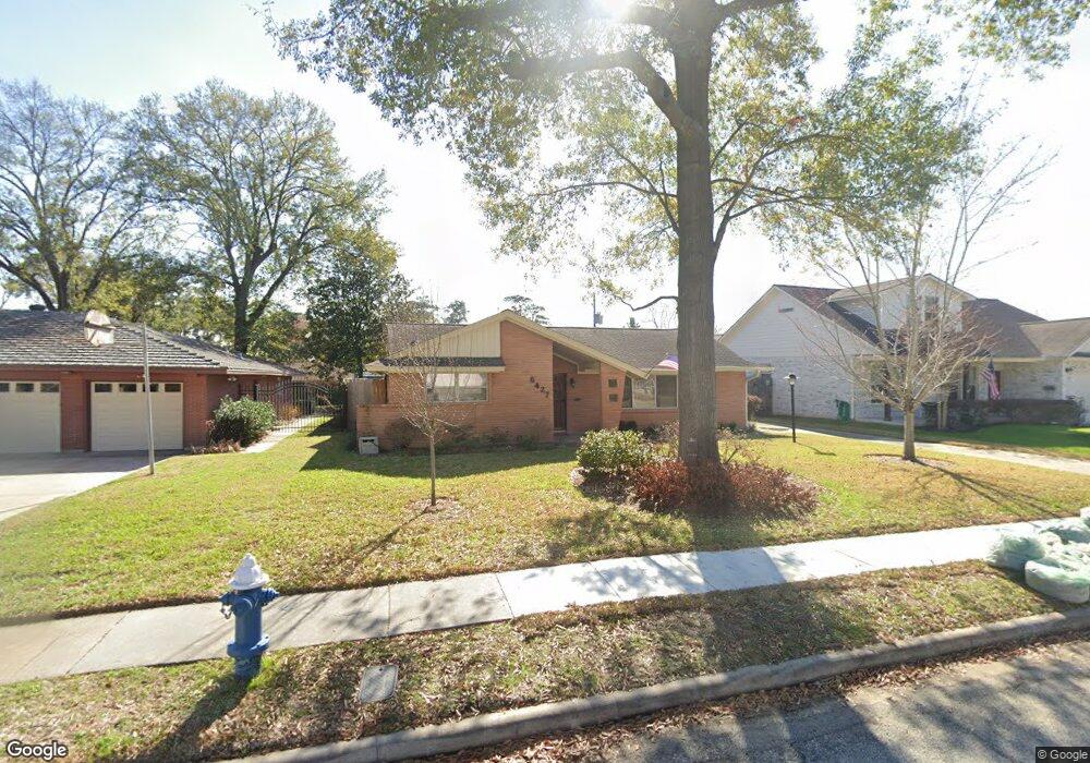 6427 Lindyann Ln, Houston, TX 77008 - photo 1