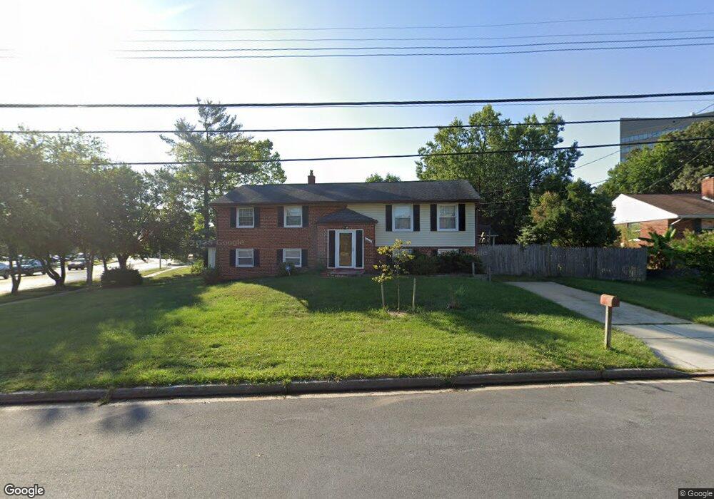 3123 Chapel View Dr, Beltsville, MD 20705 - photo 1