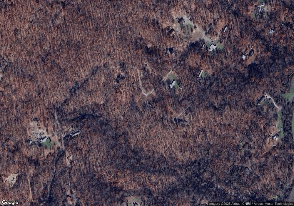 305 Pear Tree Dr, Moorefield, WV 26836 - photo 1