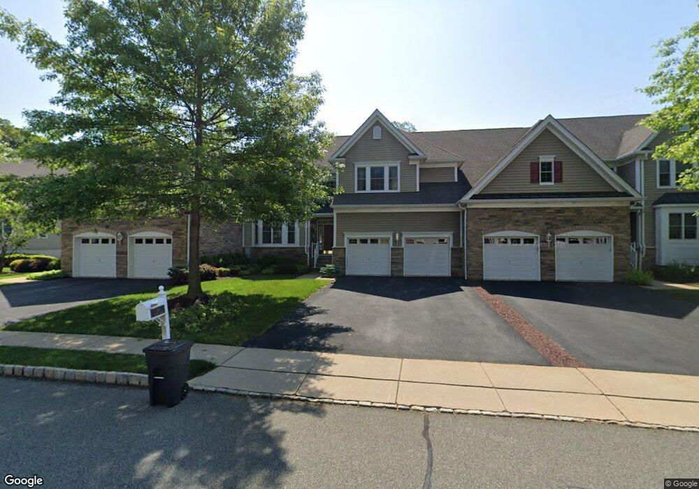 18 Baxter Ln, West Orange, NJ 07052 - photo 1