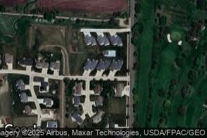 905 Hoeven Dr, Alton, IA 51003