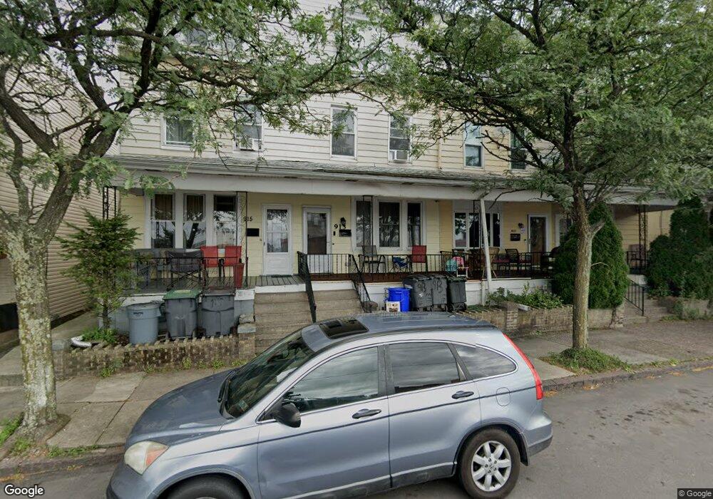 911 W Diamond Ave, Hazleton, PA 18201 - photo 1