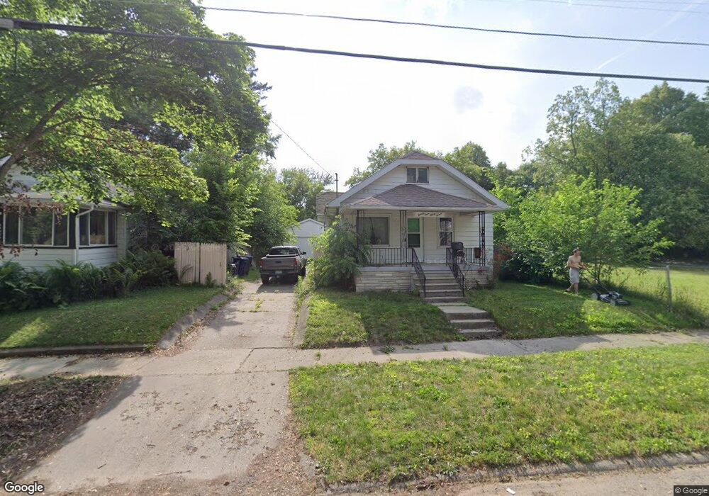 2437 N Vernon Ave, Flint, MI 48506 - photo 1