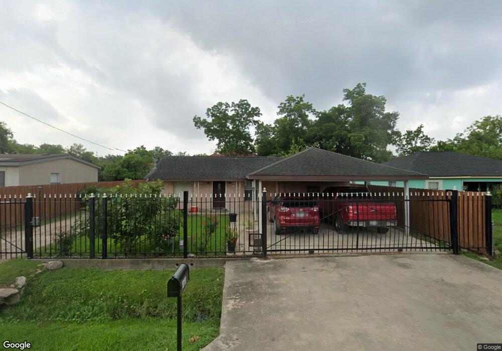 1818 Warwick Rd, Houston, TX 77093 - photo 1