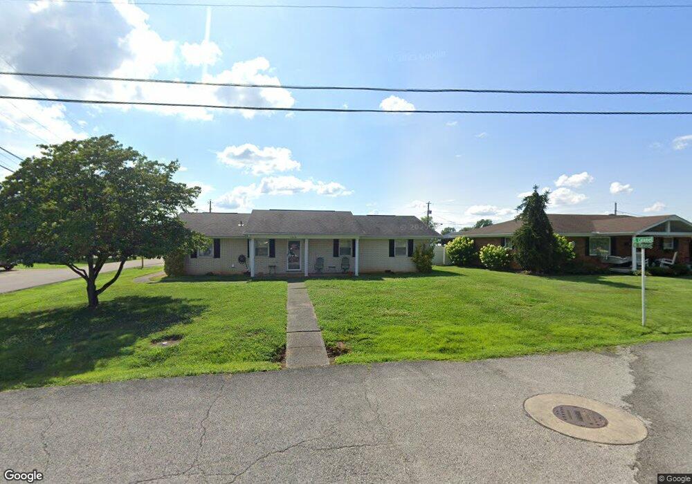 1486 W Calumet Dr, Worthington, KY 41183 - photo 1