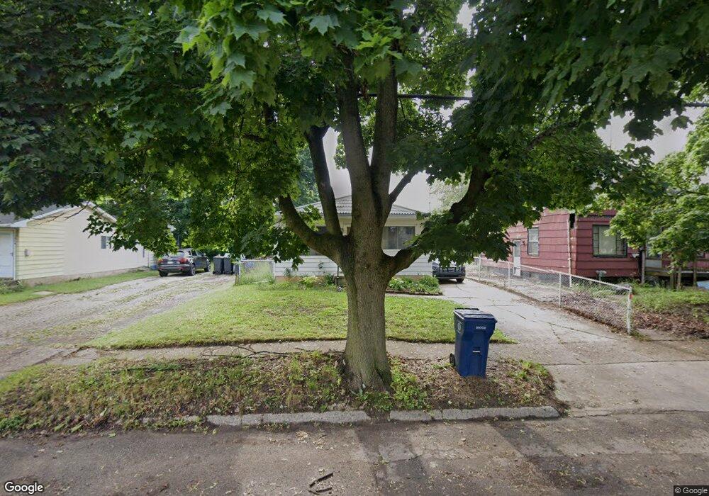 1310 Maplewood Ave, Flint, MI 48506 - photo 1