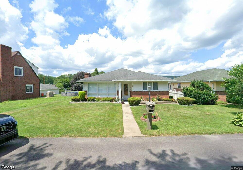 40 Lincoln Dr, Tamaqua, PA 18252 - photo 1