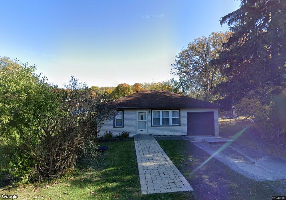717 S Lakeview Dr, Lowell, IN 46356 - photo 1