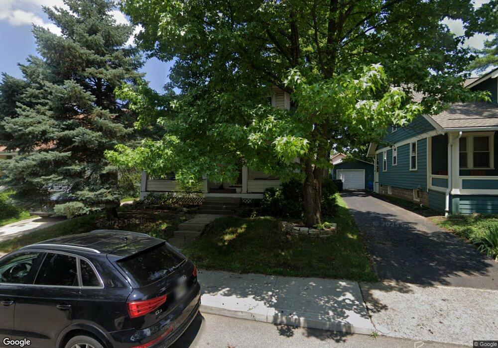 64 W Kenworth Rd, Columbus, OH 43214 - photo 1