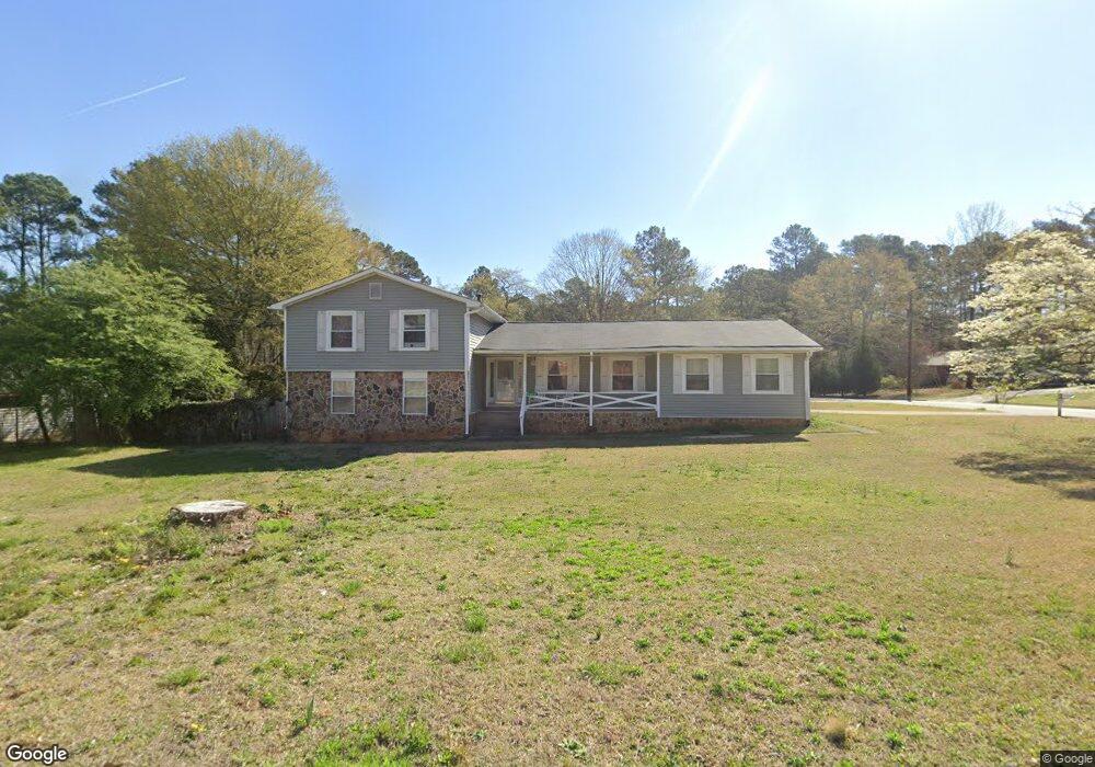 7916 Silverthorn Dr, Jonesboro, GA 30236 - photo 1