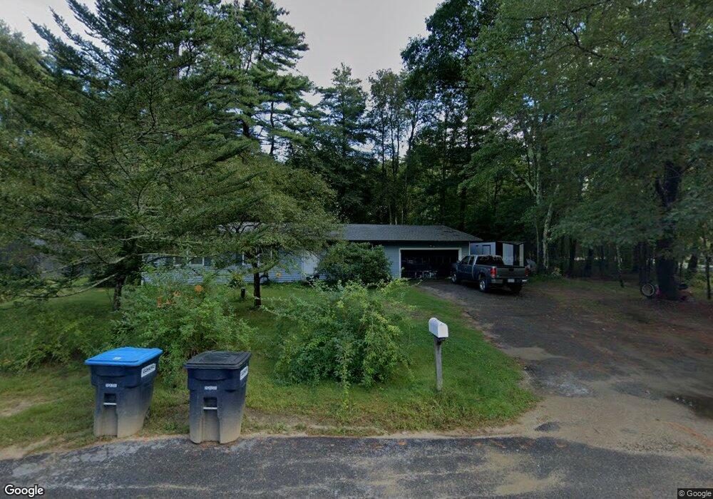 8 Summers Ave, Allenstown, NH 03275 - photo 1