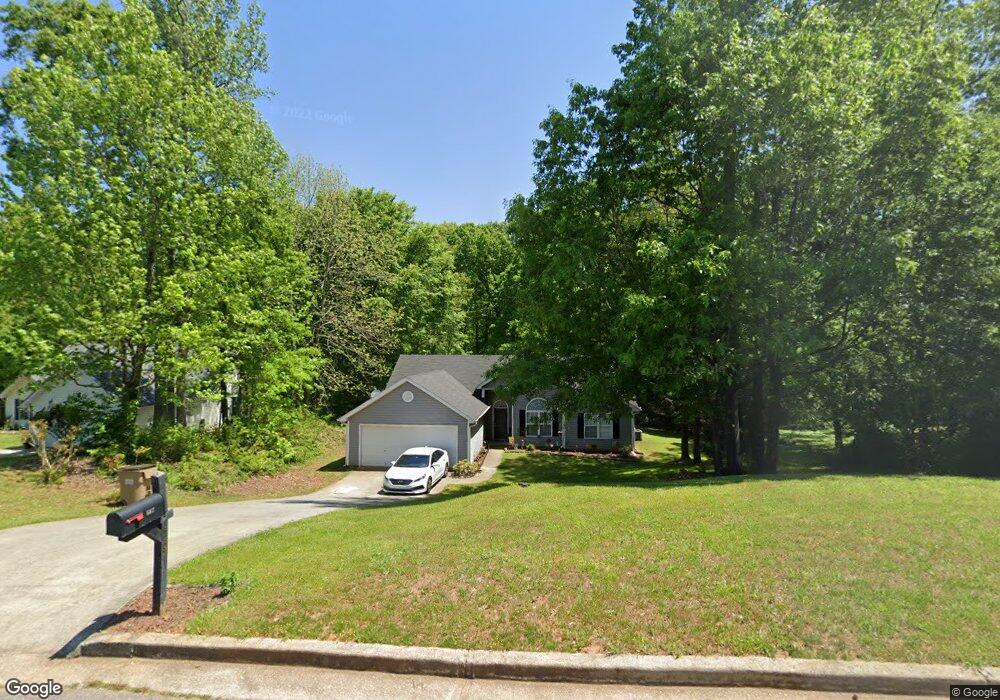 567 Hickeria Way unit 2, Winder, GA 30680 - photo 1