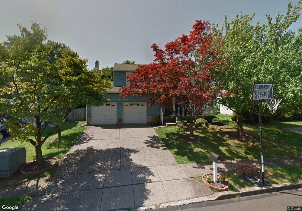 425 Musket Dr, Morrisville, PA 19067 - photo 1