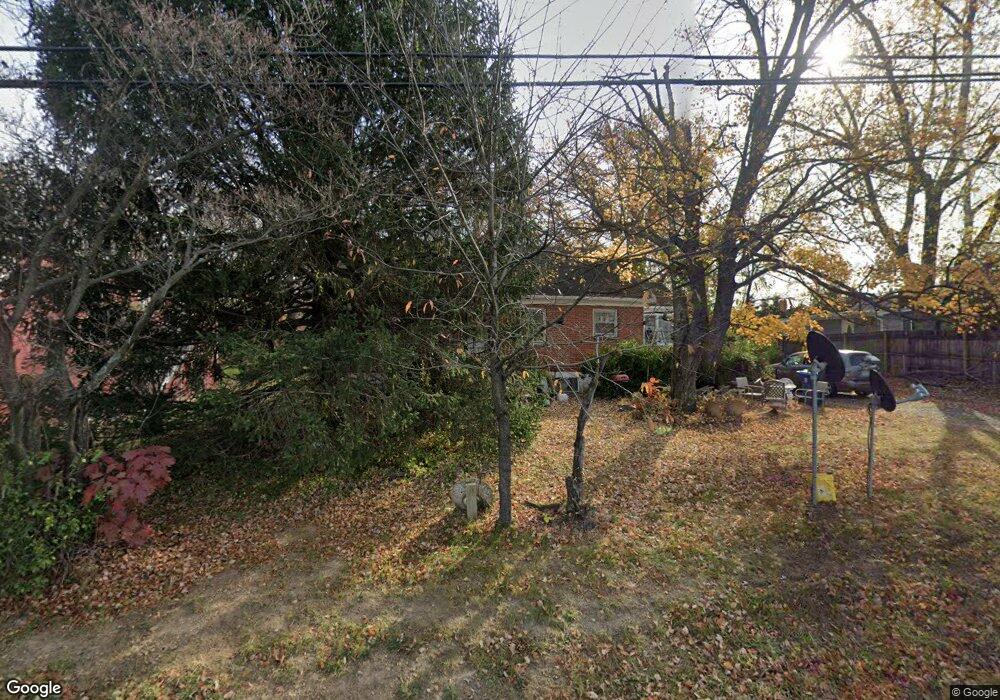 24308 Gum Spring Rd, Sterling, VA 20166 - photo 1