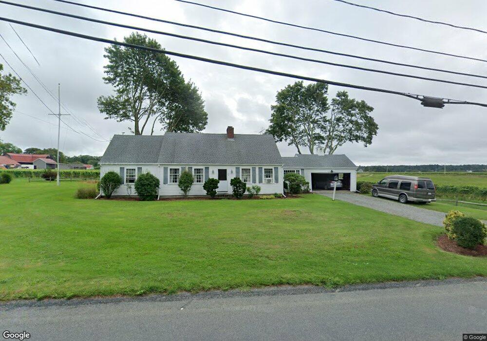 379 Hixbridge Rd, Westport, MA 02790 - photo 1