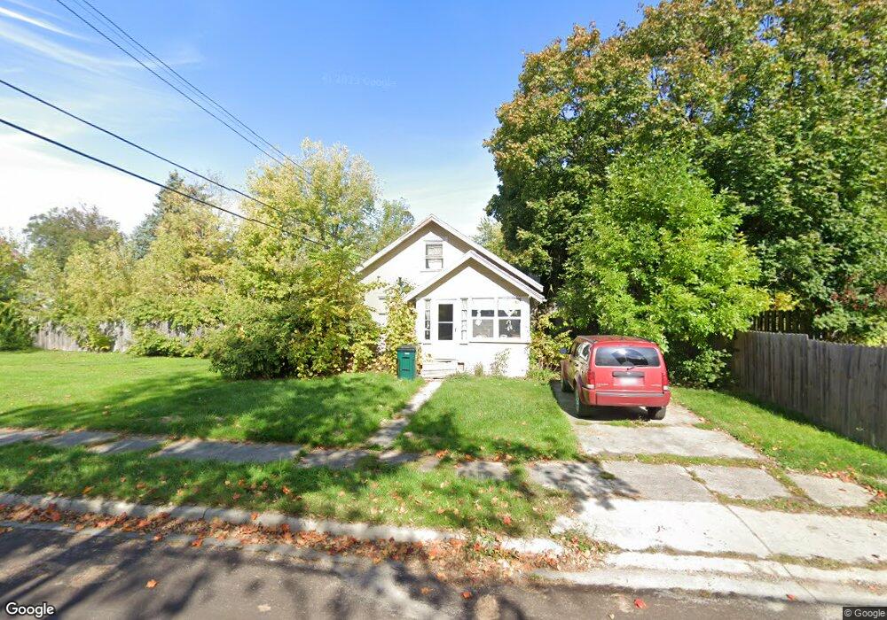712 Cooper Ave, Lansing, MI 48910 - photo 1