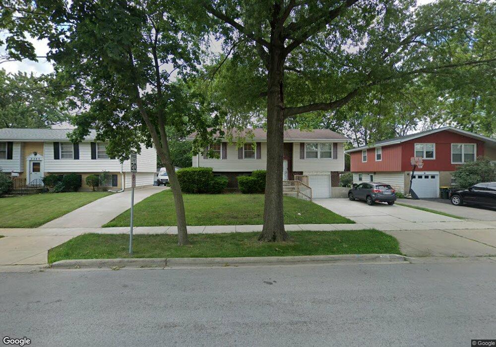 2305 Oak Ln, Rolling Meadows, IL 60008 - photo 1