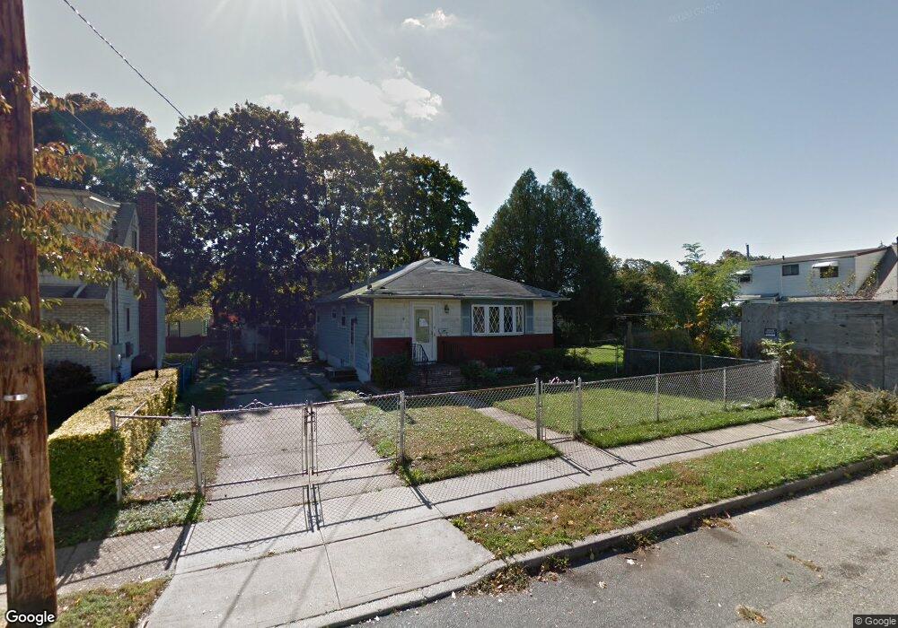 10 Tremont Place, Roosevelt, NY 11575 - photo 1