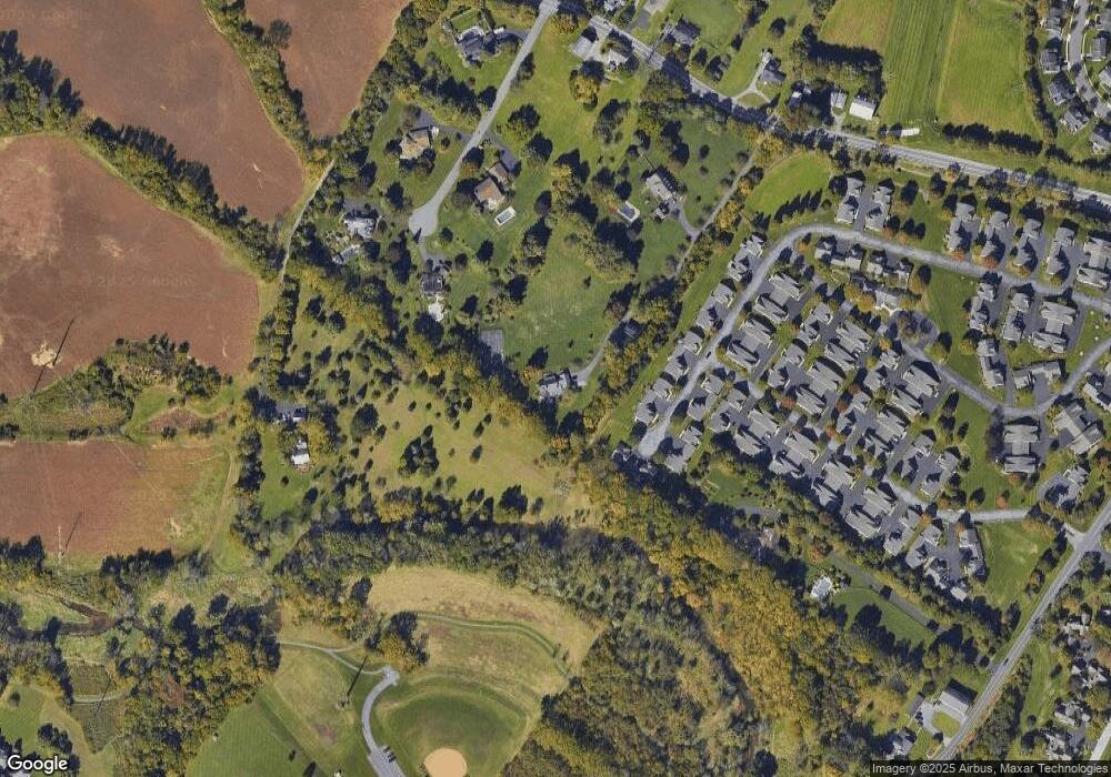 4920 Lower MacUngie Rd, Macungie, PA 18062 - photo 1