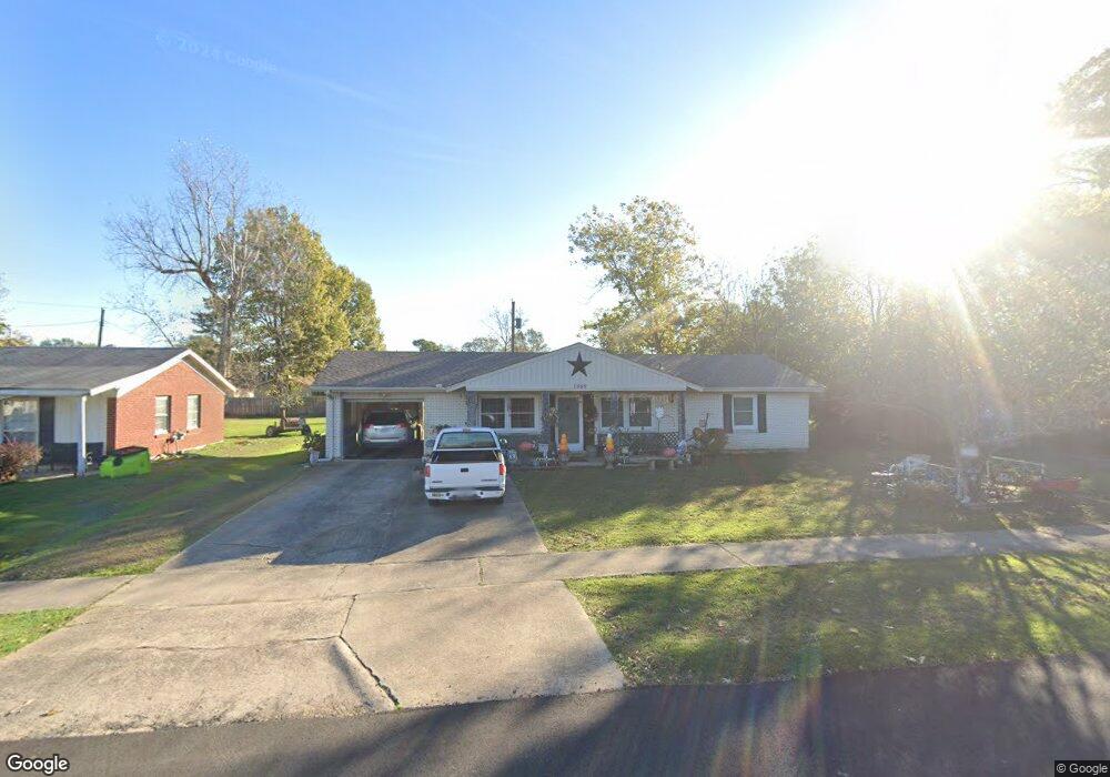 1909 S Spring St, Stuttgart, AR 72160 - photo 1