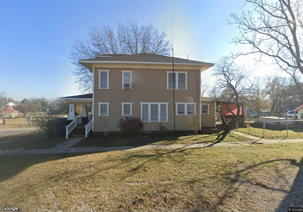 304 S 5th St, Henryetta, OK 74437 - photo 1