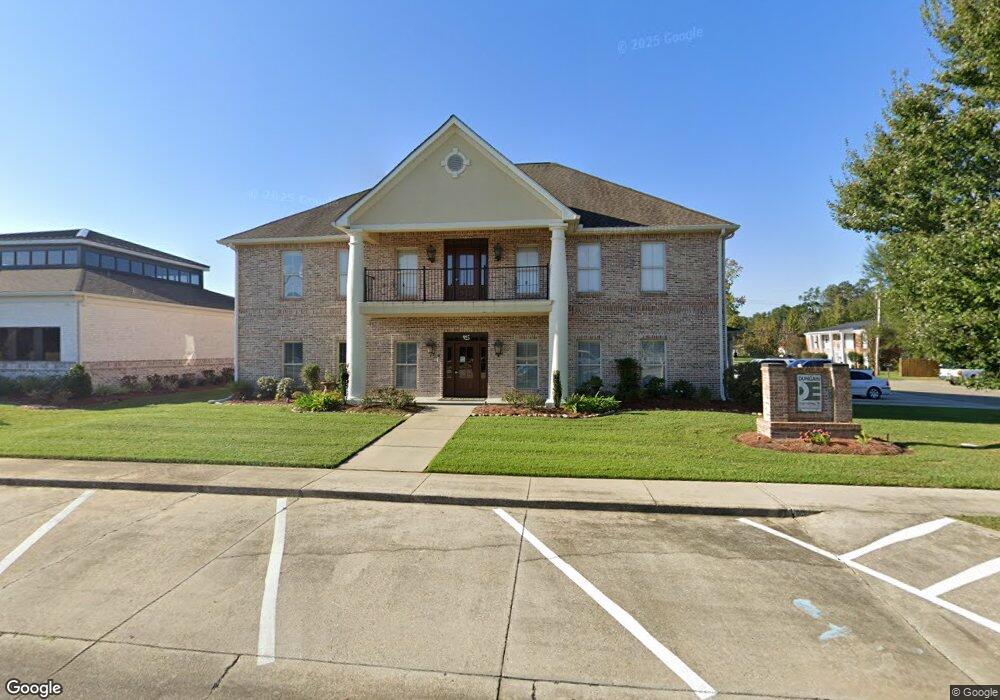 925 Goodyear Blvd, Picayune, MS 39466 - photo 1