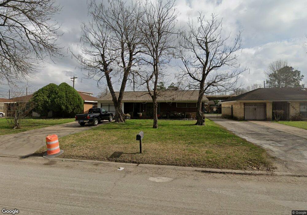 10638 Bentley St, Houston, TX 77093 - photo 1