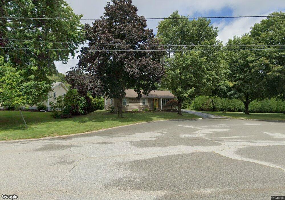 138 Nancy Ct, Woonsocket, RI 02895 - photo 1