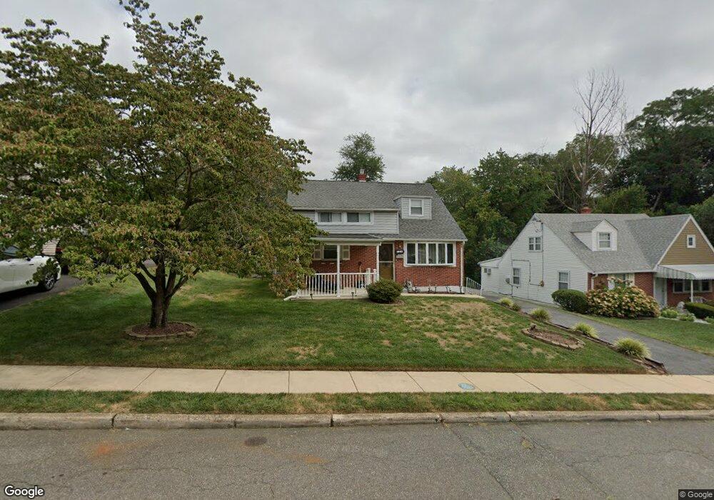 124 Roberts Rd, Brookhaven, PA 19015 - photo 1