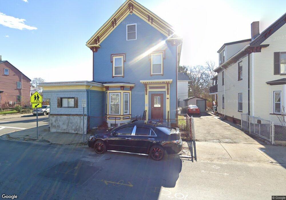 398 Summer St unit 1, Lynn, MA 01905 - photo 1