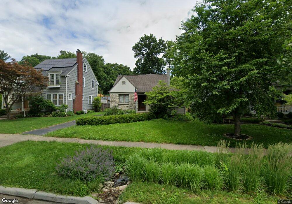 410 Blenheim Rd, Columbus, OH 43214 - photo 1