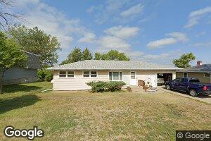 108 Summit Dr, Chamberlain, SD 57325