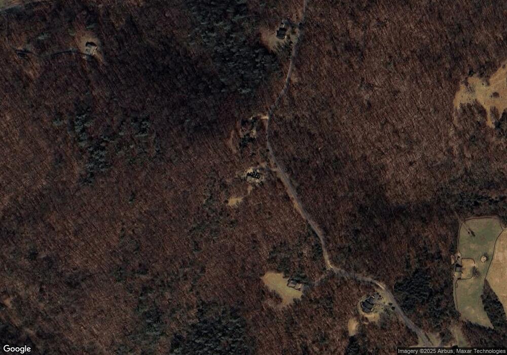 511 Seven Oaks Dr, Bentonville, VA 22610 - photo 1