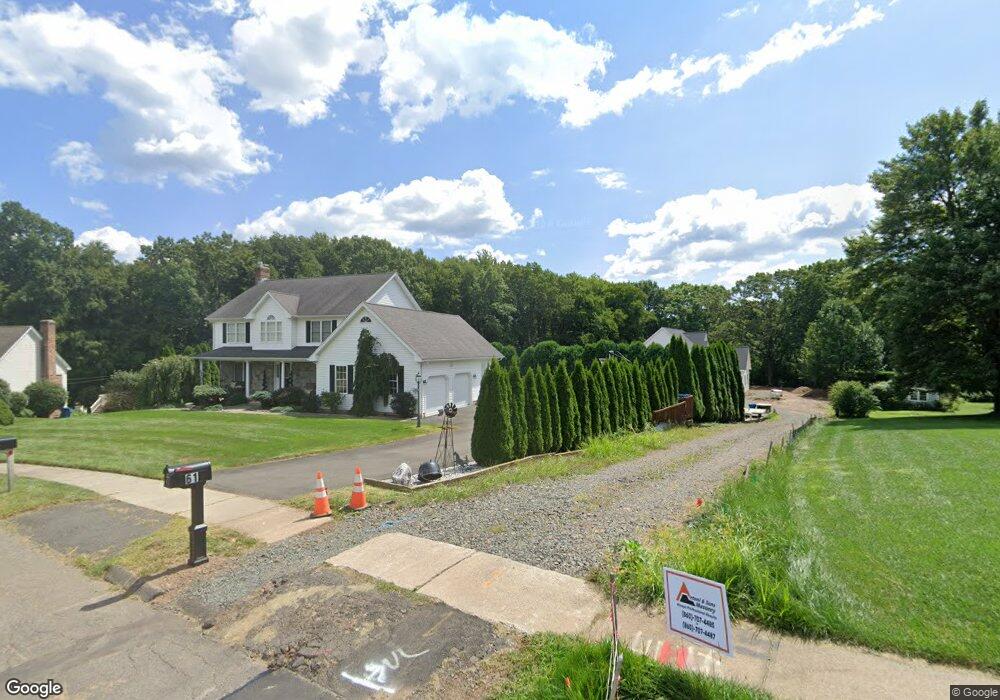 61 Woods Edge Ct, Berlin, CT 06037 - photo 1