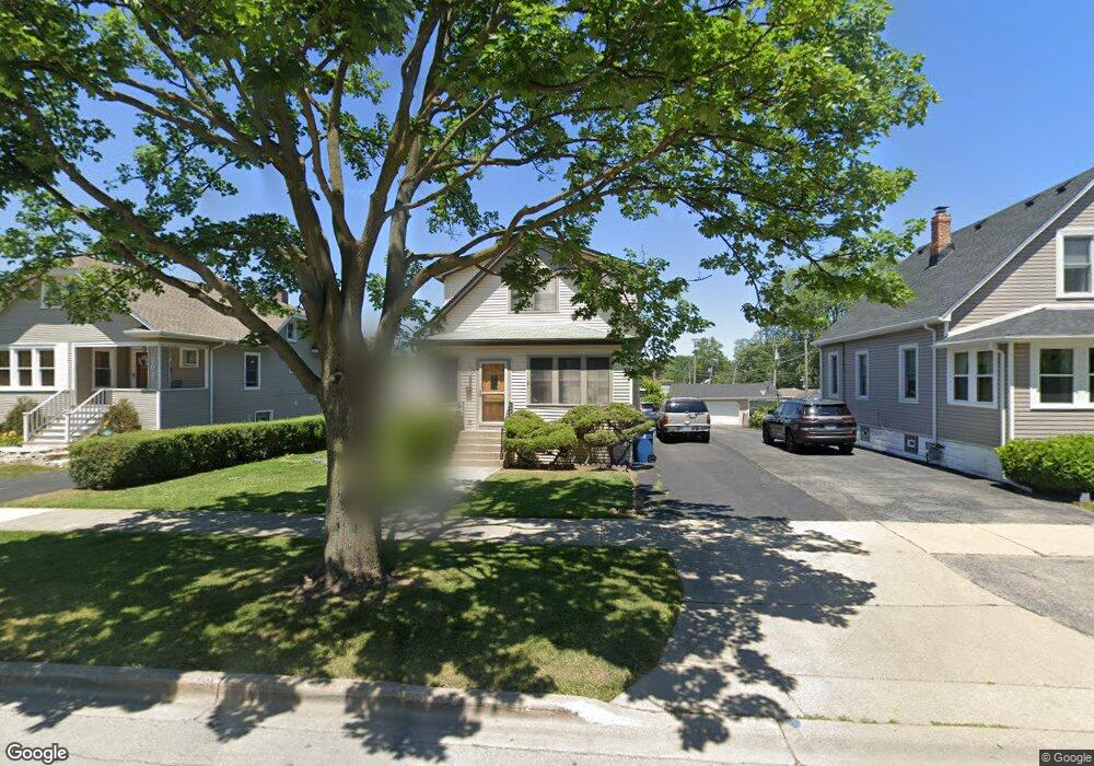 307 E 3rd St, Elmhurst, IL 60126 - photo 1