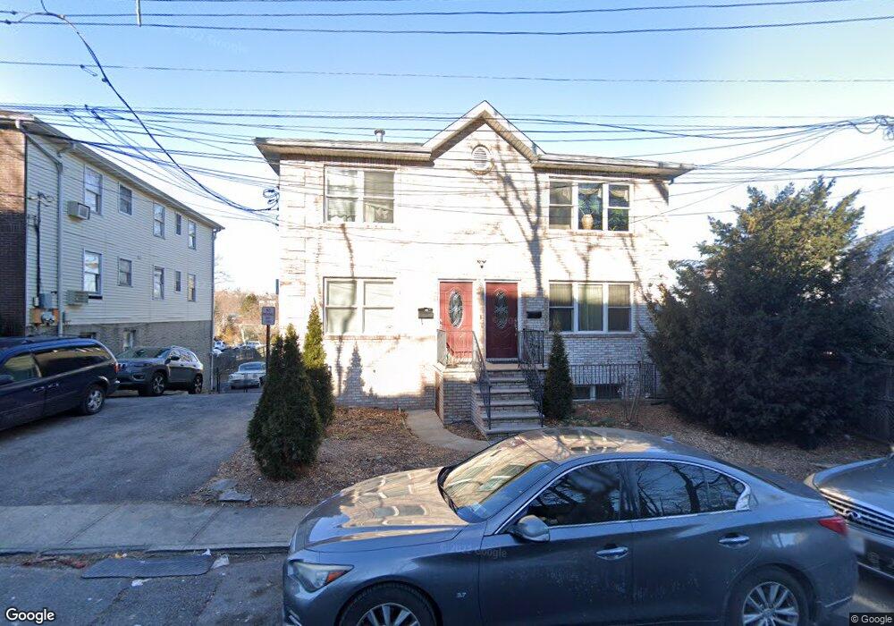 9 Lennon Ave unit 1, Yonkers, NY 10701 - photo 1