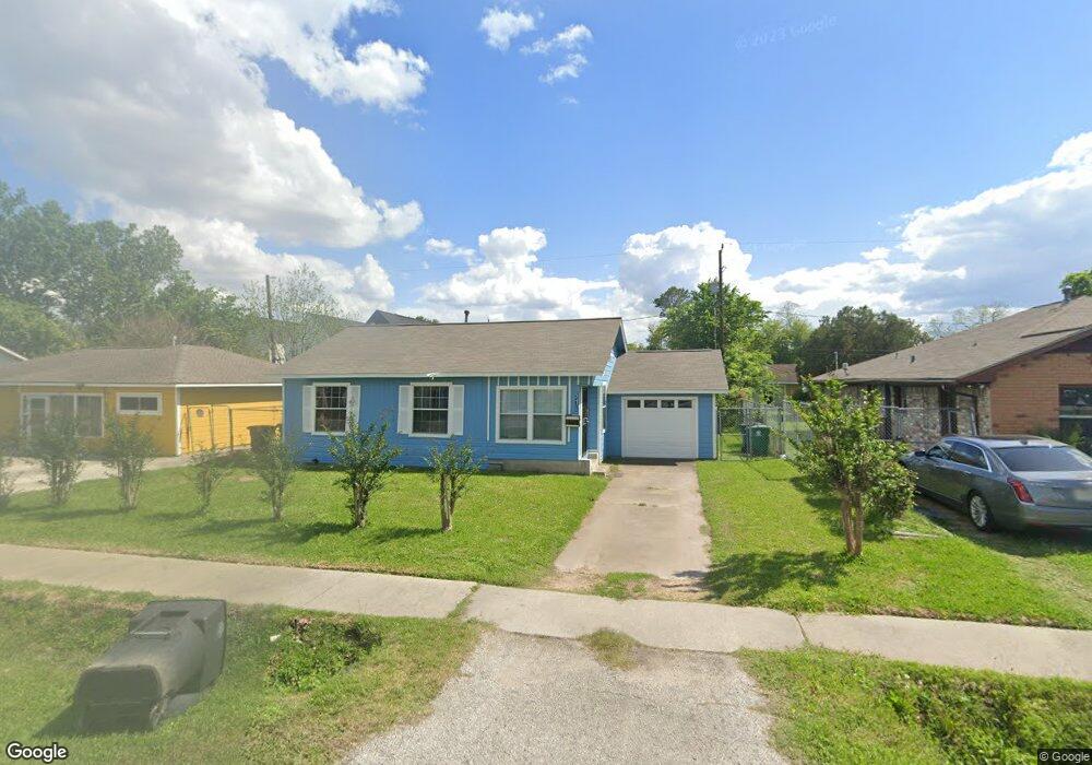 510 Barkley St, Houston, TX 77022 - photo 1