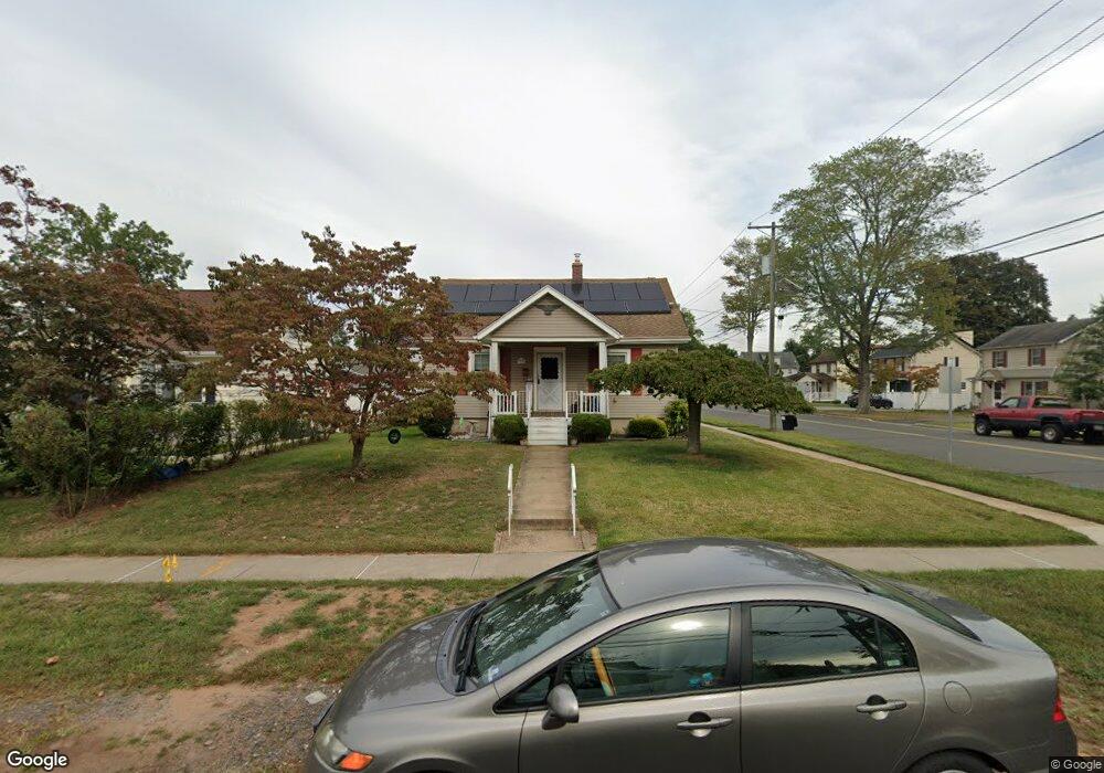 120 Pond Ave, Middlesex, NJ 08846 - photo 1