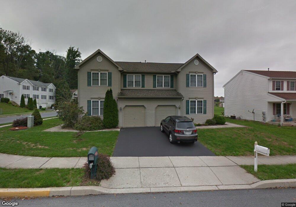 524 Frederick St, Reading, PA 19608 - photo 1