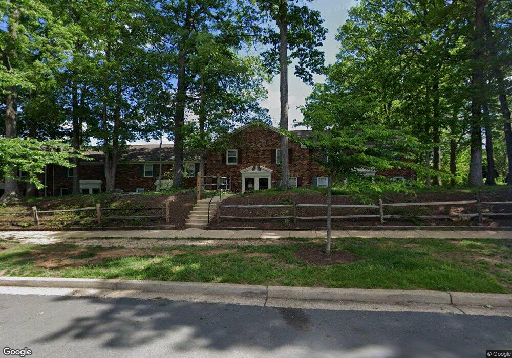 8334 Forrester Blvd unit 447, Springfield, VA 22152 - photo 1