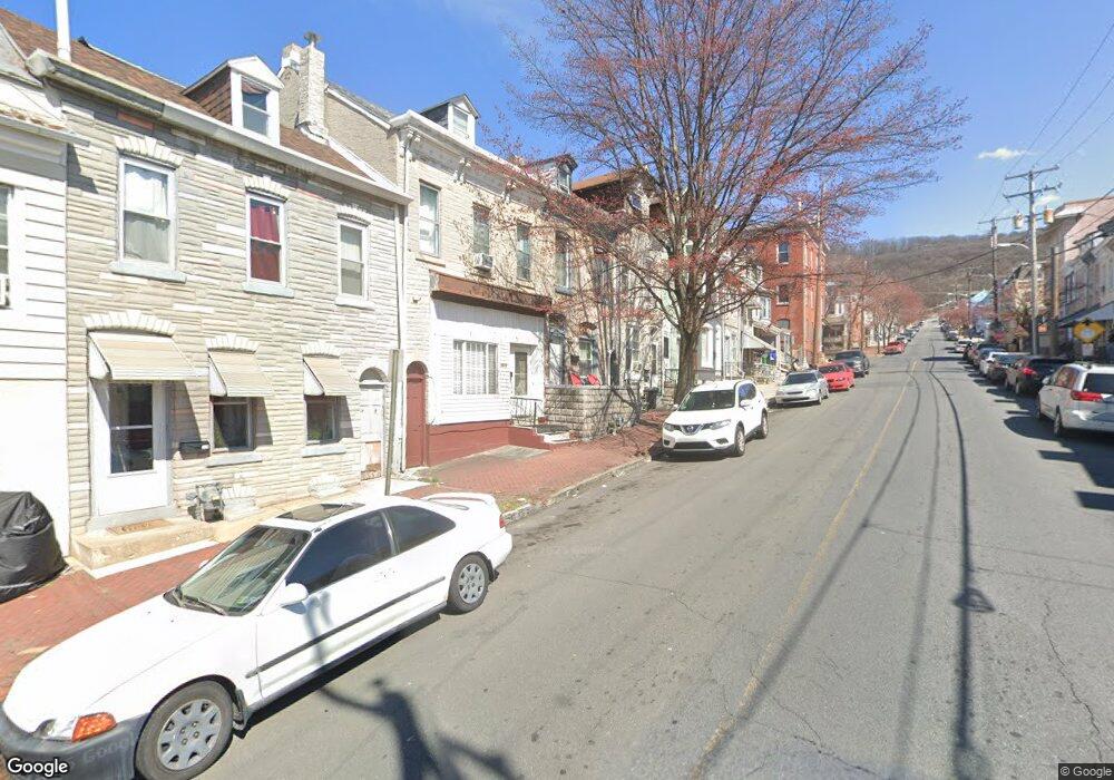 1133 Buttonwood St, Reading, PA 19604 - photo 1