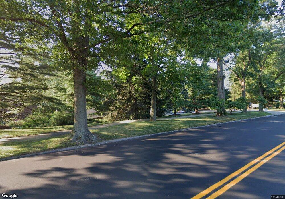 145 Knapps Hwy, Fairfield, CT 06825 - photo 1