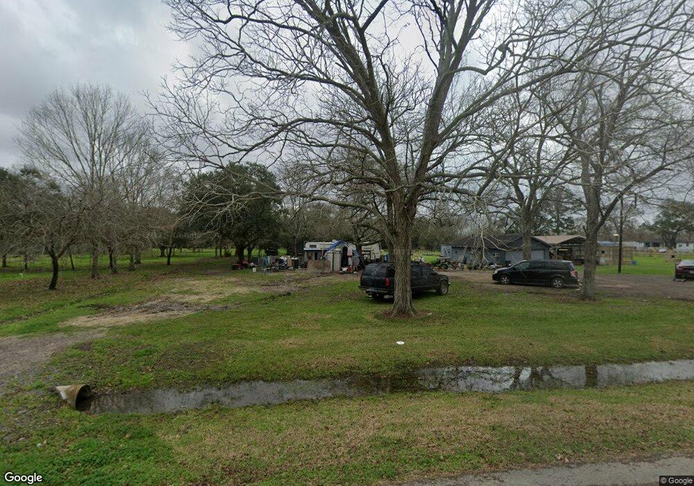 2254 Nancy St, Alvin, TX 77511 - photo 1
