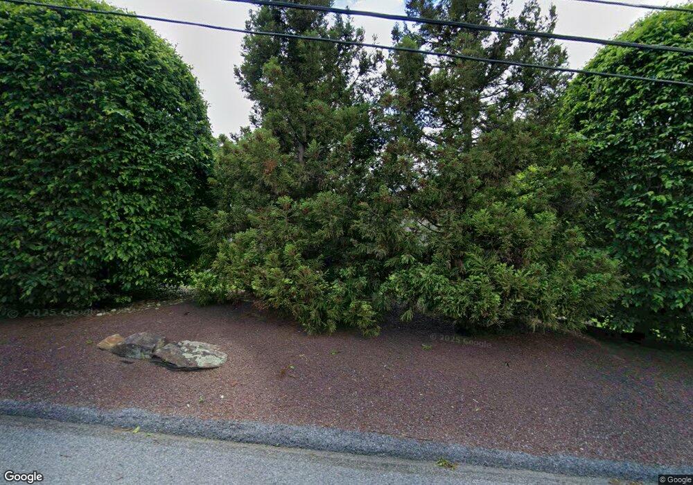 6050 Sweetwood Dr, Macungie, PA 18062 - photo 1