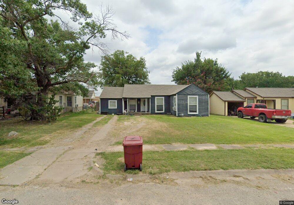 217 E Evans Ave, Bonham, TX 75418 - photo 1