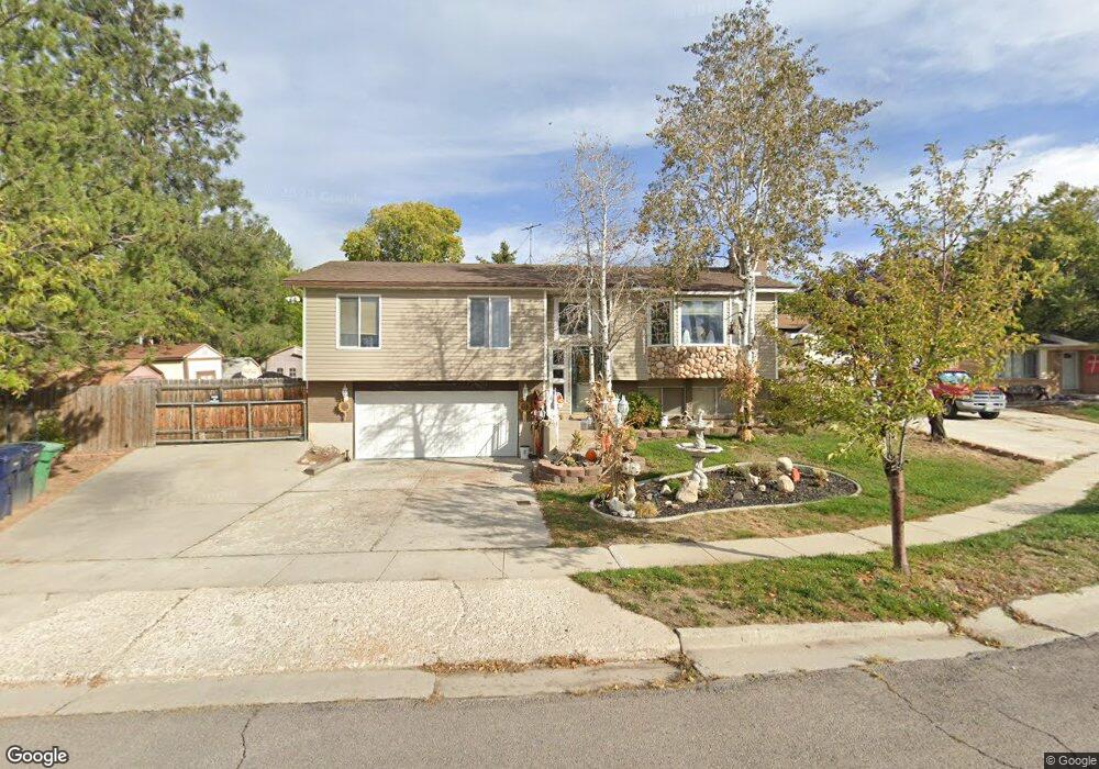 8229 Wayside Cir, Sandy, UT 84094 - photo 1