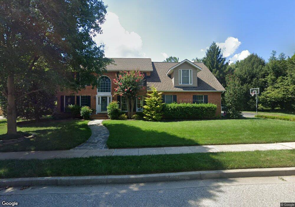 8518 Hill Spring Dr, Lutherville Timonium, MD 21093 - photo 1